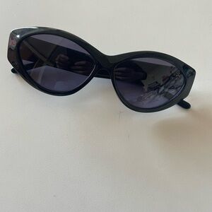 Gucci sunglasses vintage
